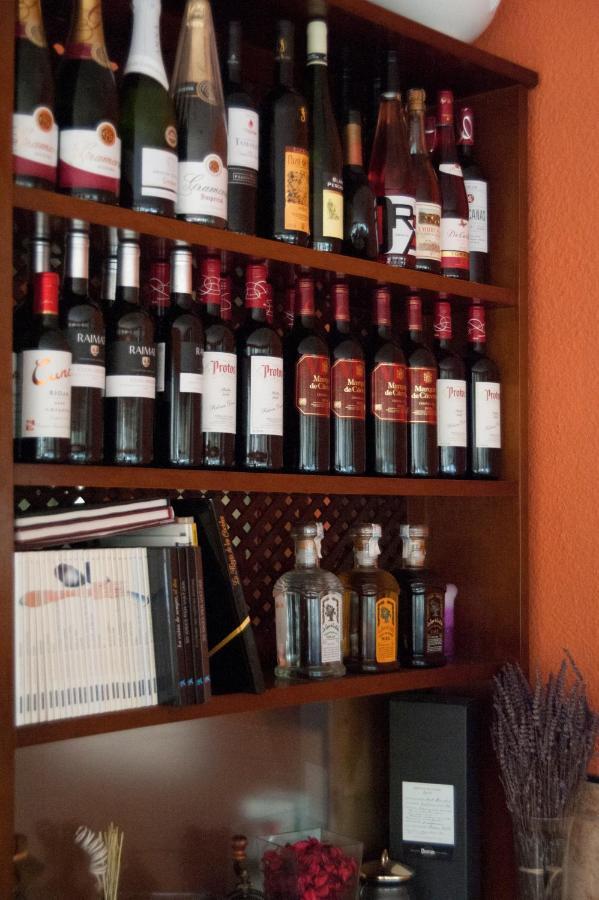 Tona 蒙特塞拉特旅馆酒店 外观 照片